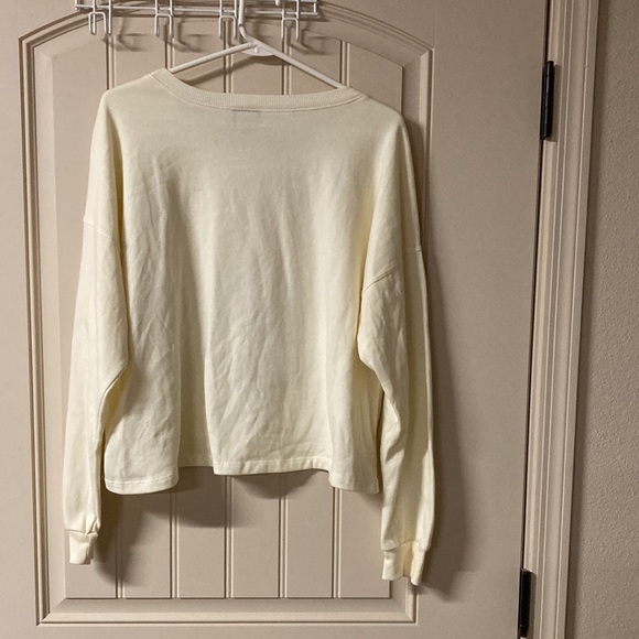 FRIENDS Cropped Cream Color Lightweight Sweatshirt Showing The 5 Characters SzXL - Picture 5 of 5
